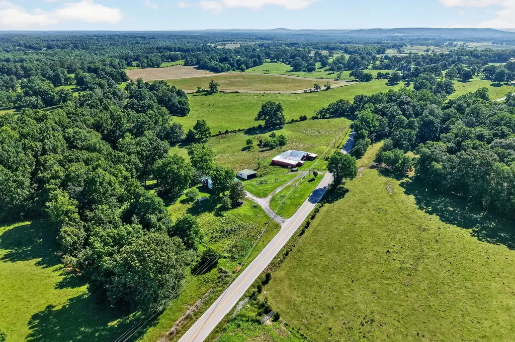 5267 E Green Hill Road Rock Island TN 38581