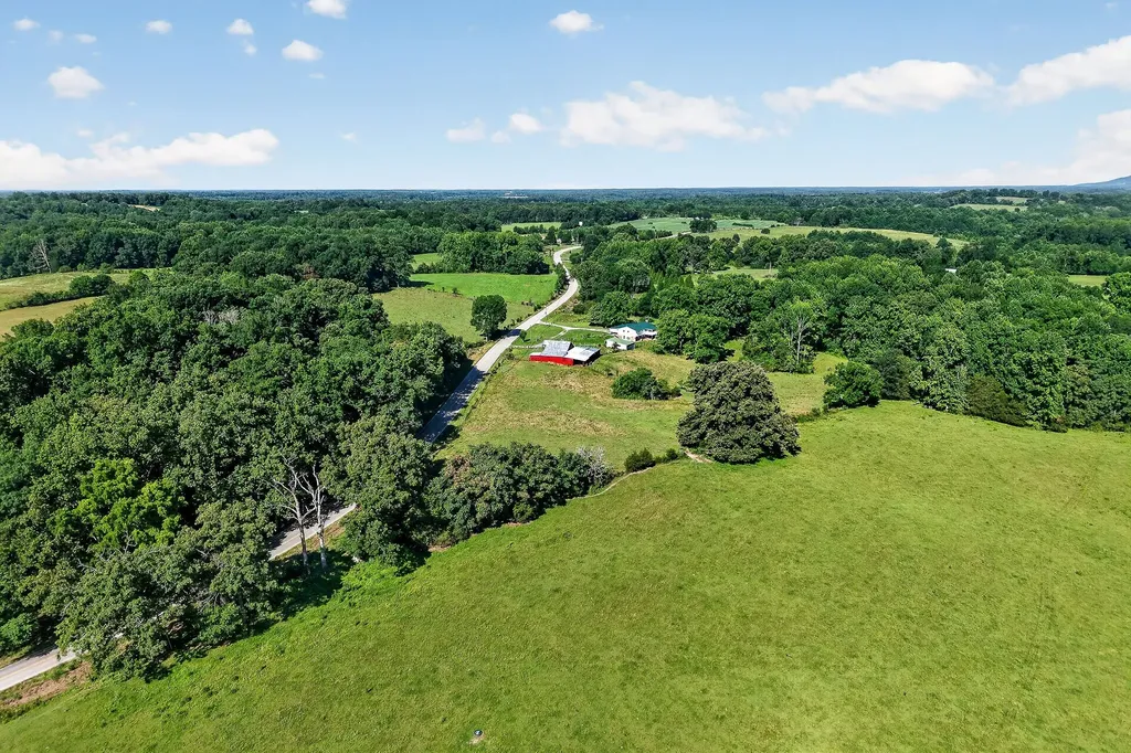 5267 E Green Hill Road Rock Island TN 38581