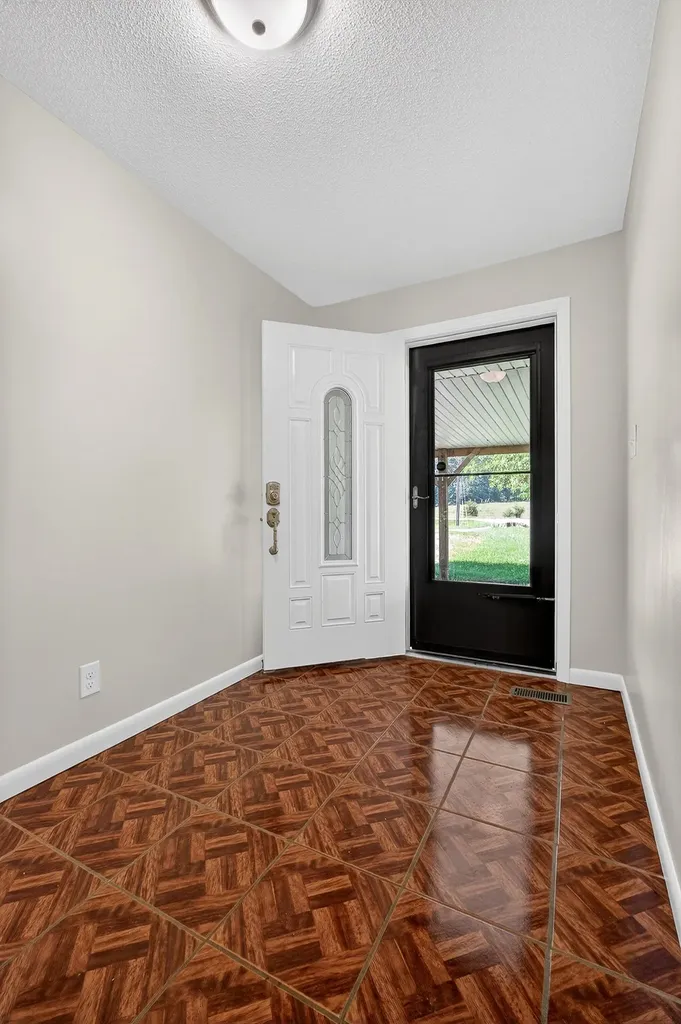 5267 E Green Hill Road Rock Island TN 38581