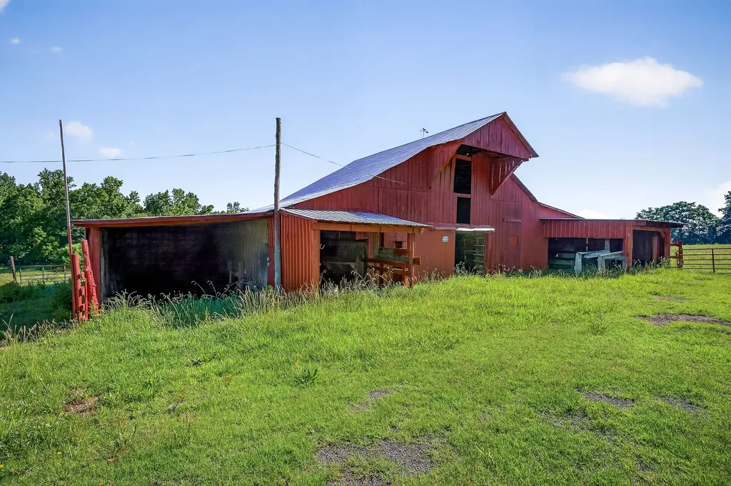 5267 E Green Hill Road Rock Island TN 38581