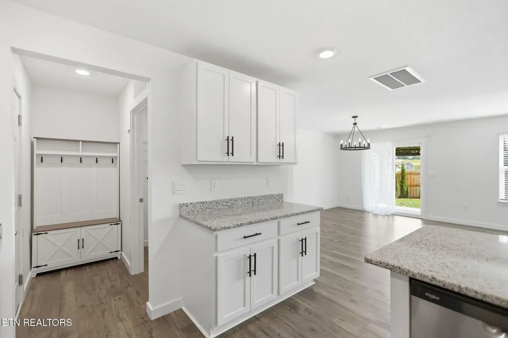 7741 Belhaven Lane Knoxville TN 37918