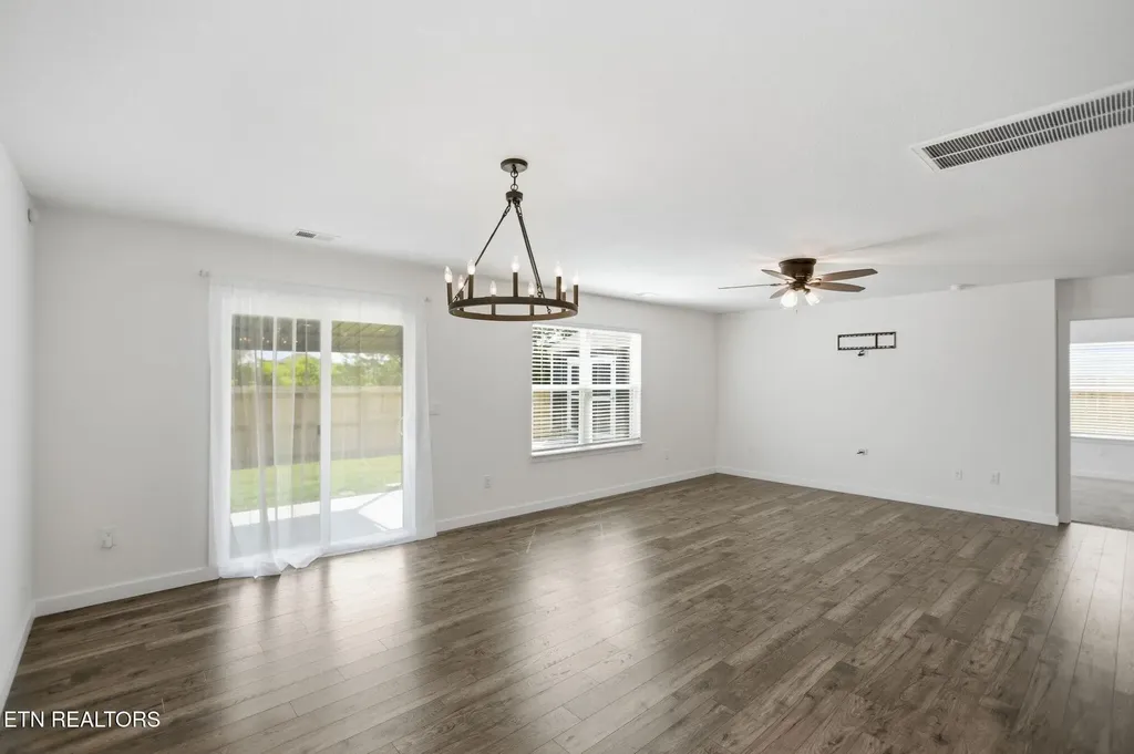 7741 Belhaven Lane Knoxville TN 37918