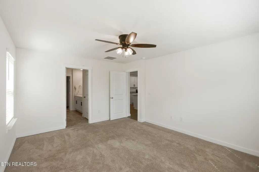 7741 Belhaven Lane Knoxville TN 37918
