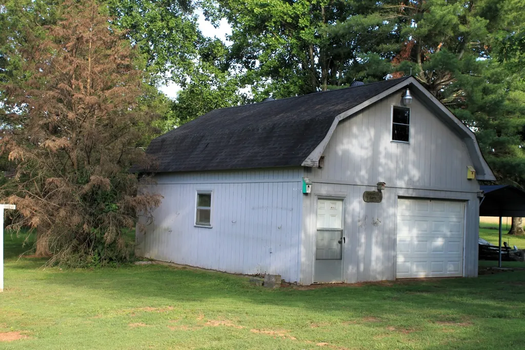 2497 Coles Ferry Pike Lebanon TN 37087