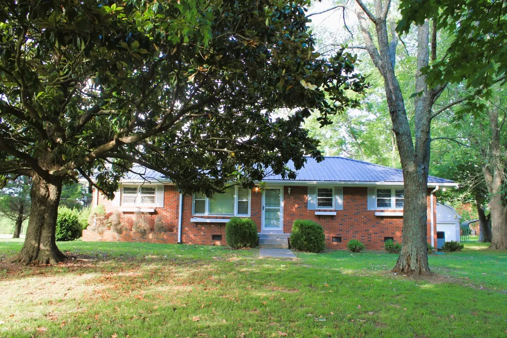 2497 Coles Ferry Pike Lebanon TN 37087