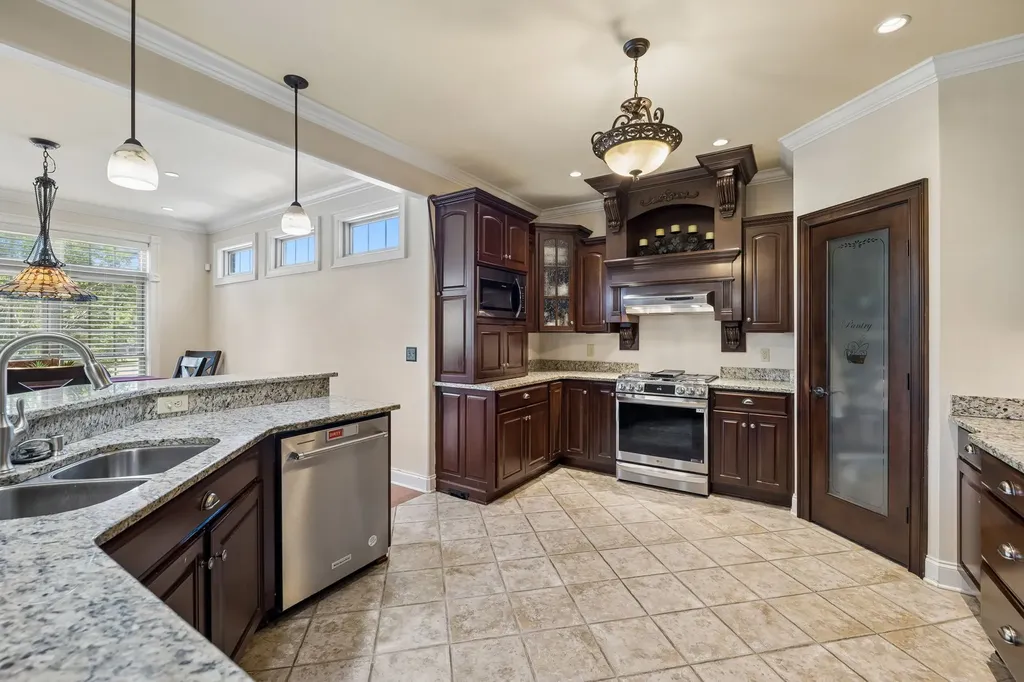 1405 Drakes Creek Road Hendersonville TN 37075