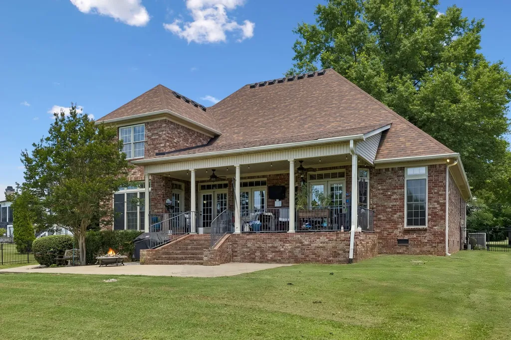 1405 Drakes Creek Road Hendersonville TN 37075
