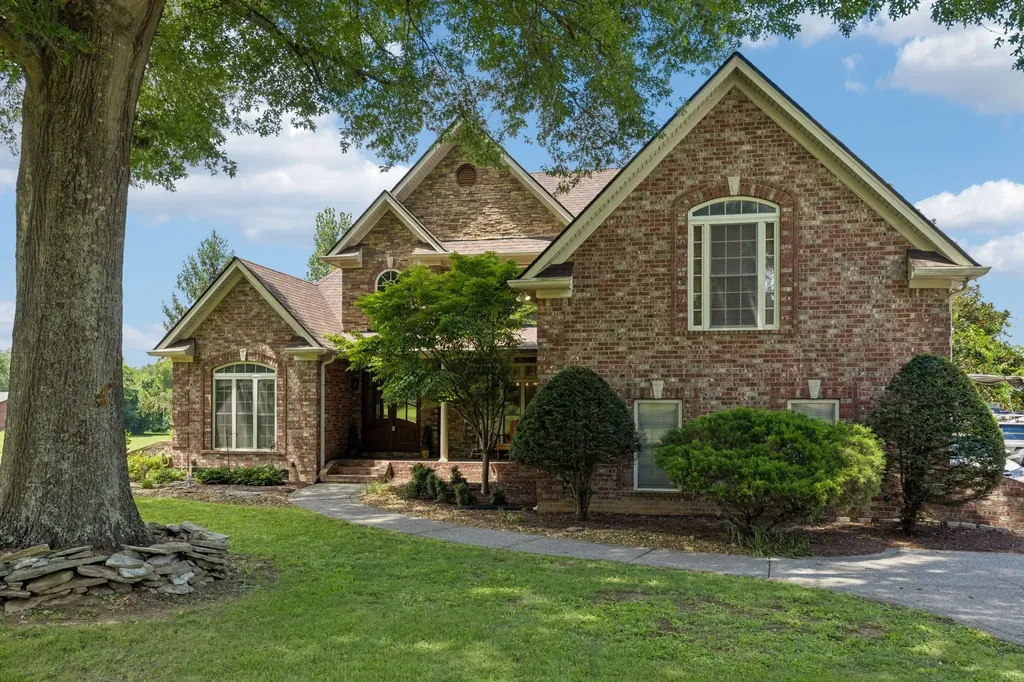 1405 Drakes Creek Road Hendersonville TN 37075