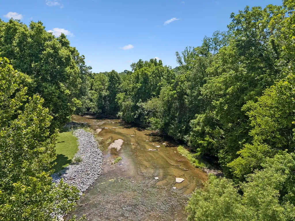 1405 Drakes Creek Road Hendersonville TN 37075