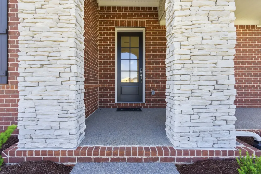 2047 Holbrook Road Mount Juliet TN 37122