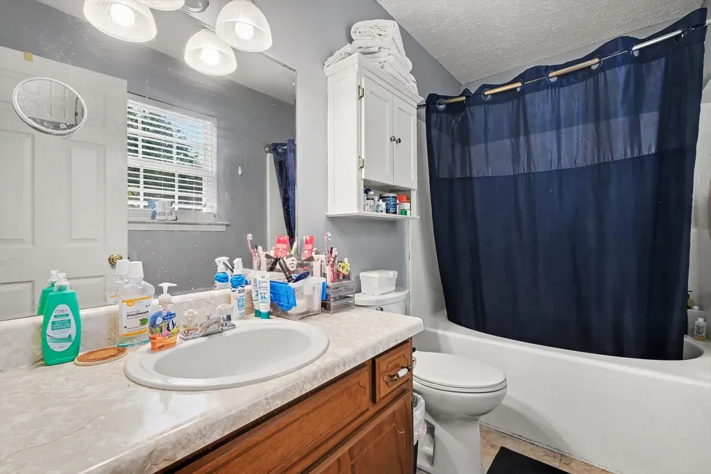2022 Gardendale Drive Murfreesboro TN 37130