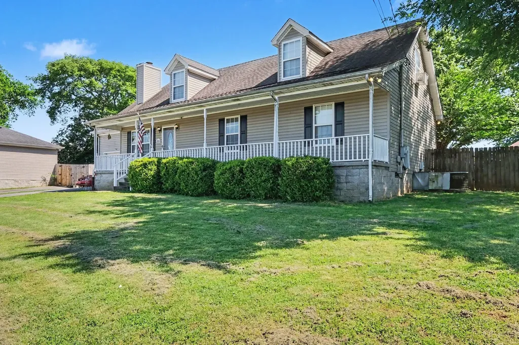 2022 Gardendale Drive Murfreesboro TN 37130