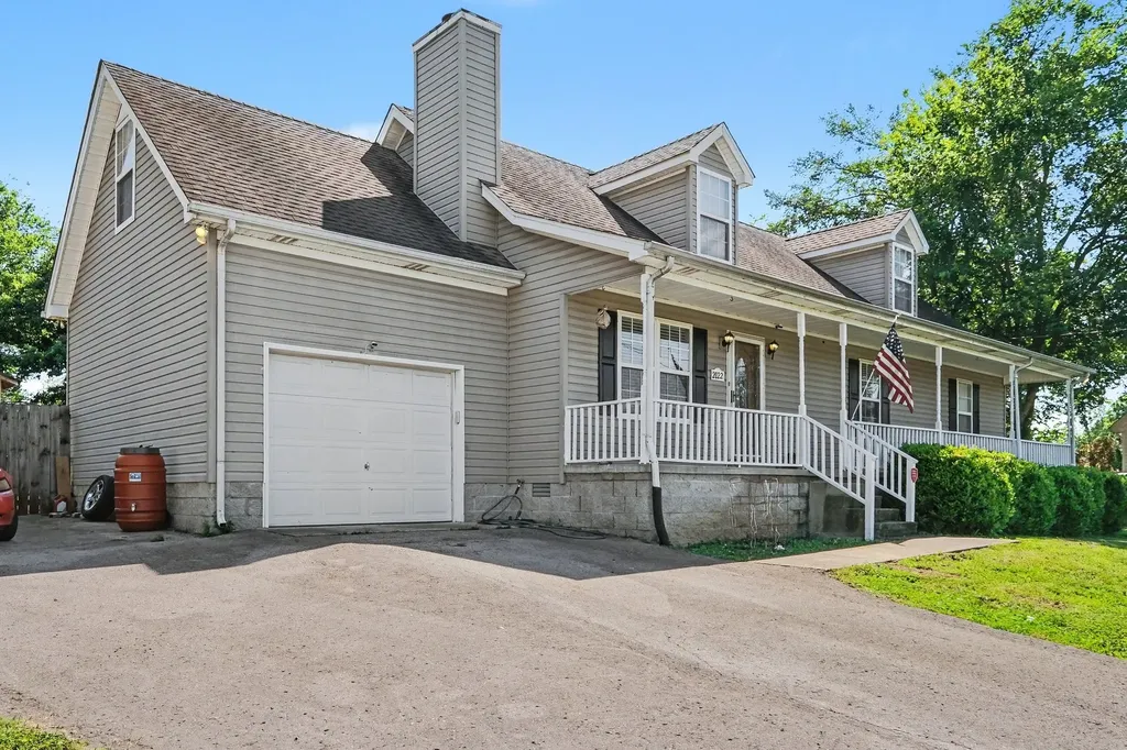 2022 Gardendale Drive Murfreesboro TN 37130