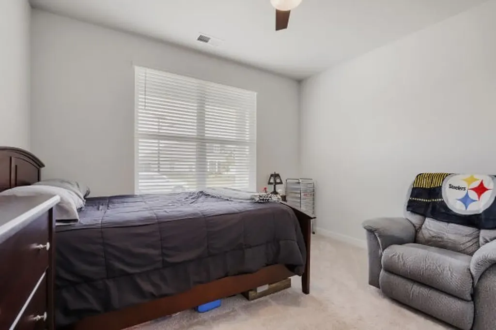1137 Stoney Brook Pvt Bend Gallatin TN 37066