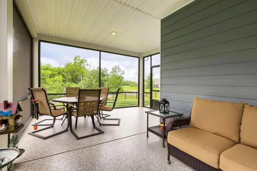 1137 Stoney Brook Pvt Bend Gallatin TN 37066