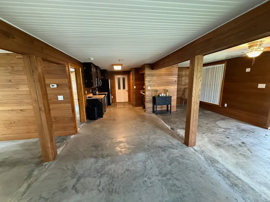 1369 Old Campbellsville Road Pulaski TN 38478