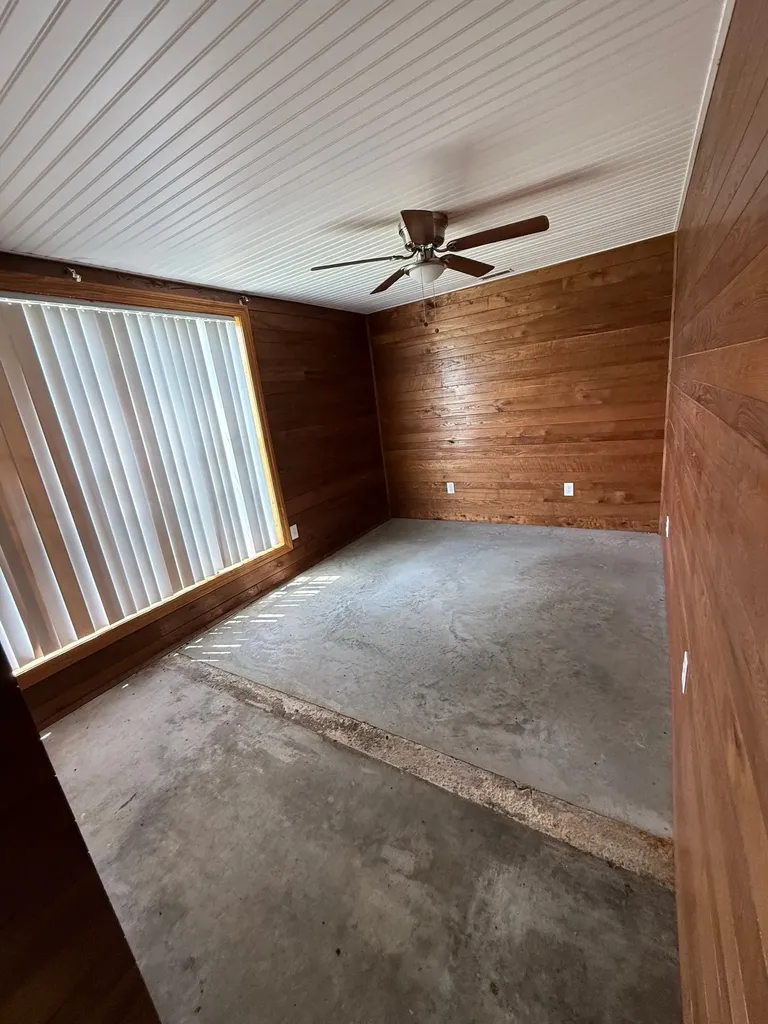1369 Old Campbellsville Road Pulaski TN 38478