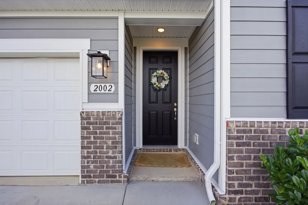 2002 Moulder Place Columbia TN 38401