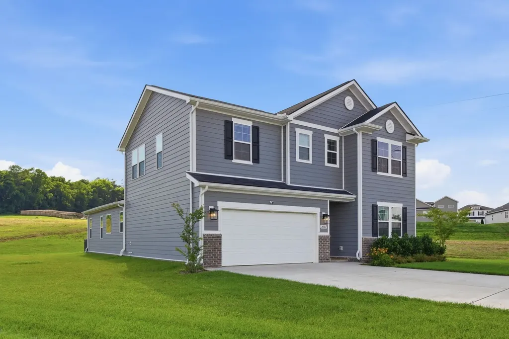 2002 Moulder Place Columbia TN 38401