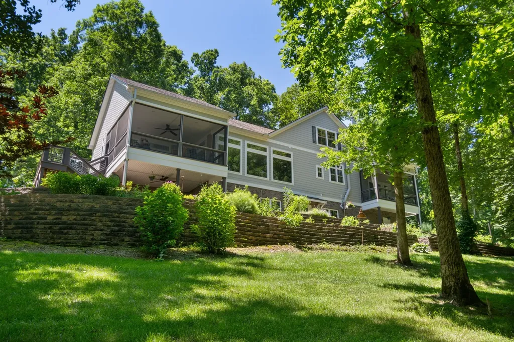 7855 Barnhill Road Primm Springs TN 38476