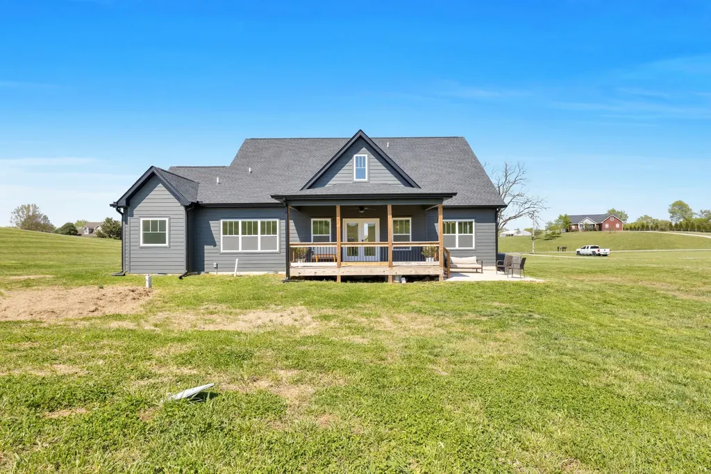 4247 Turnersville Road Cedar Hill TN 37032