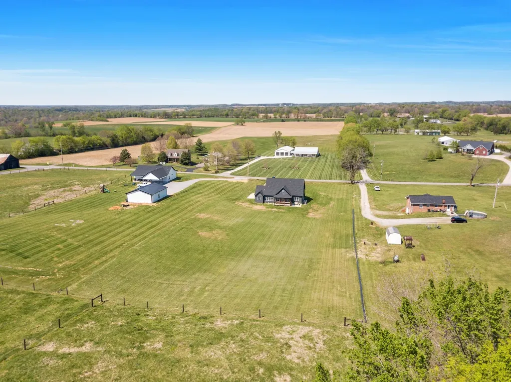 4247 Turnersville Road Cedar Hill TN 37032