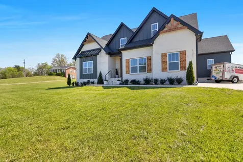 4247 Turnersville Road Cedar Hill TN 37032