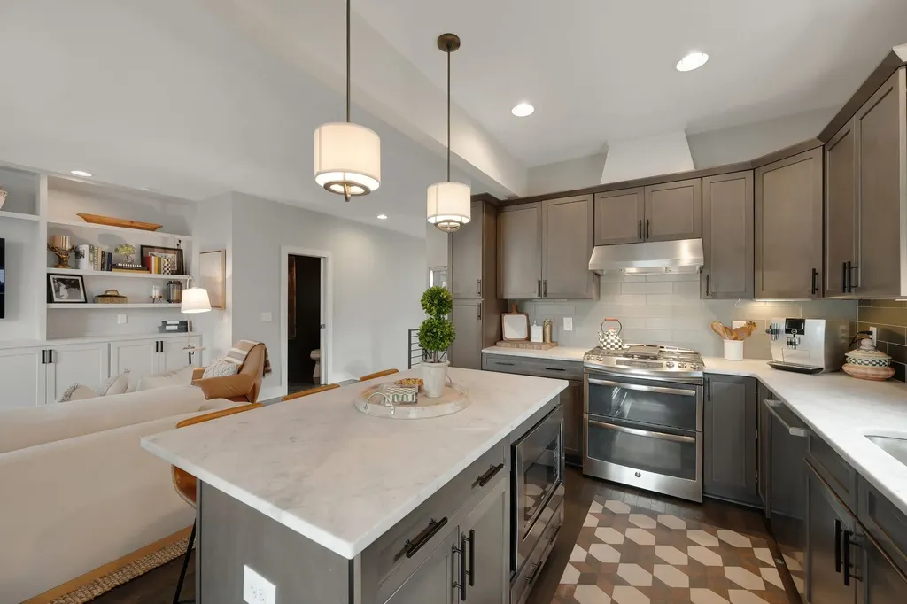 494 Southgate Avenue Nashville TN 37203