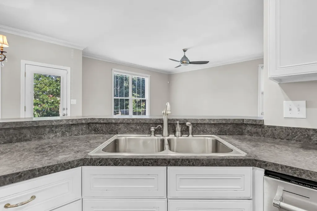 217 Gray Hawk Trail Clarksville TN 37043