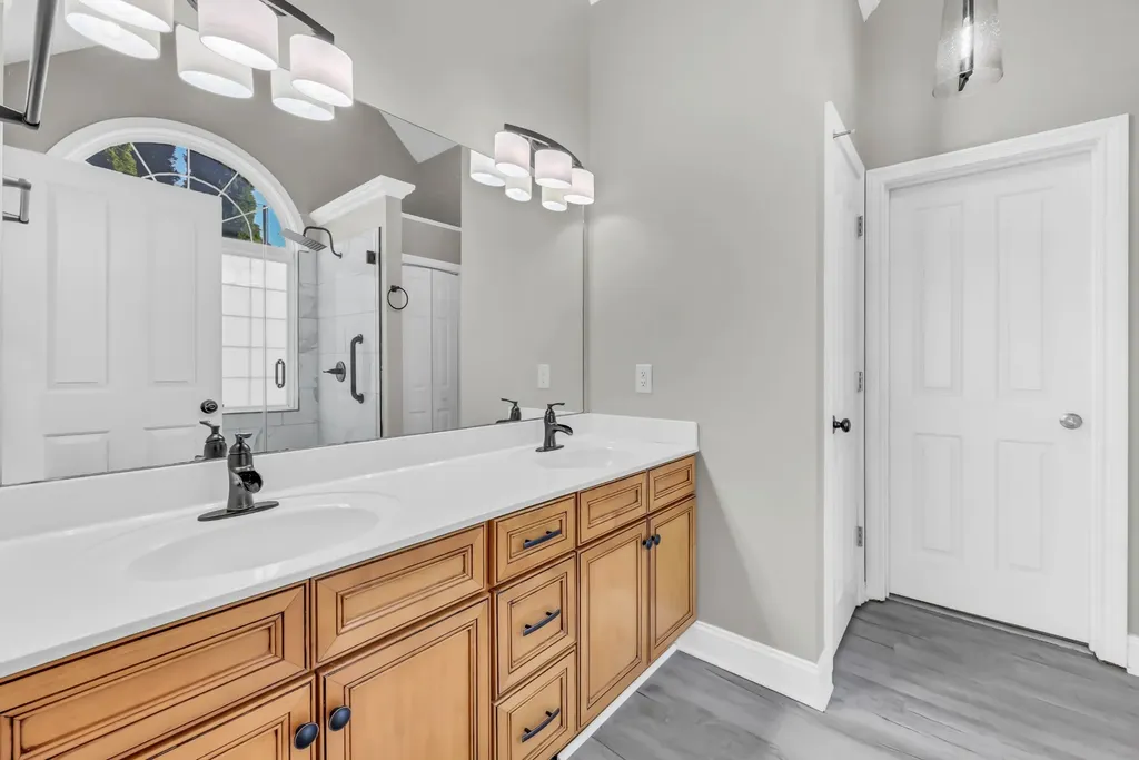 217 Gray Hawk Trail Clarksville TN 37043