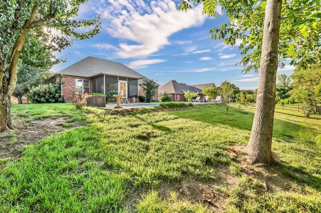 217 Gray Hawk Trail Clarksville TN 37043