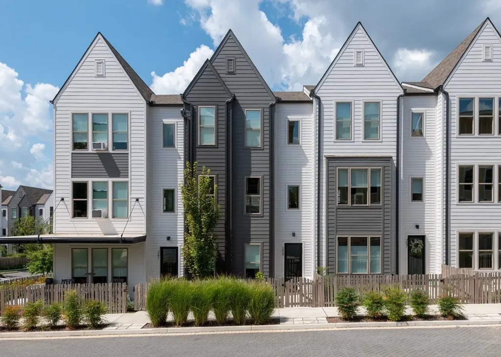334 E Village Lane Nashville TN 37216