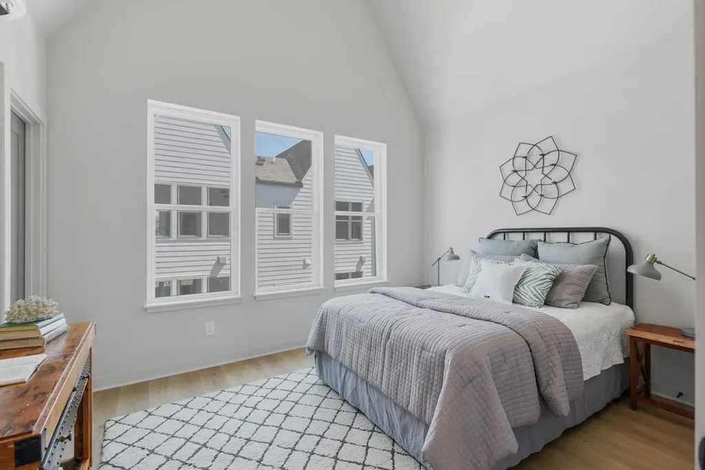 334 E Village Lane Nashville TN 37216