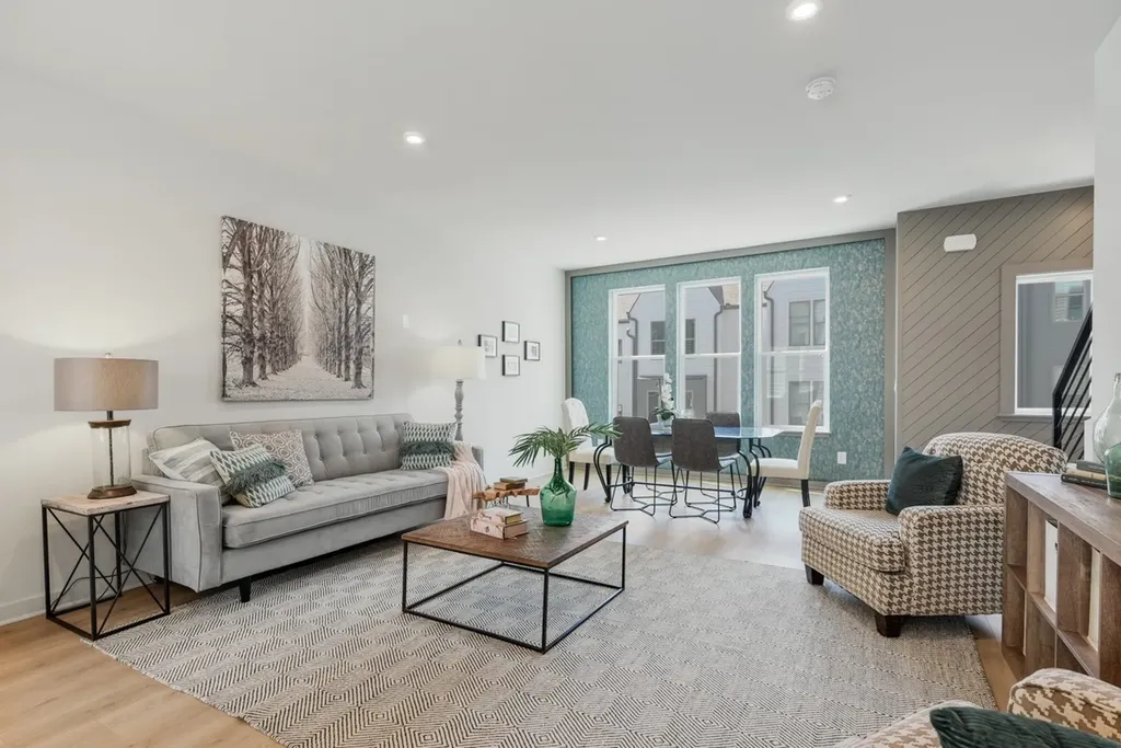 334 E Village Lane Nashville TN 37216