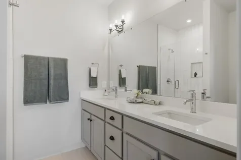 334 E Village Lane Nashville TN 37216