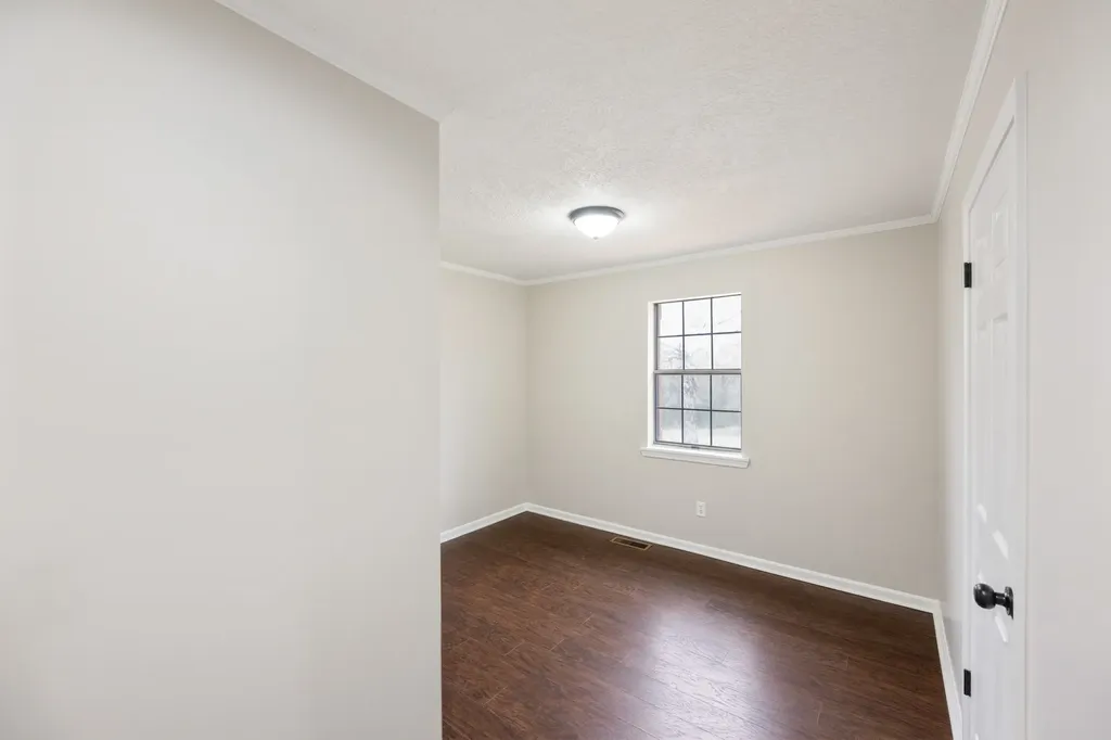 605 Parkburg Road Pinson TN 38366
