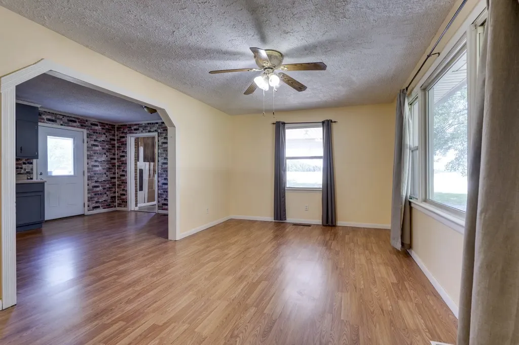 932 Coconut Ridge Road Smithville TN 37166