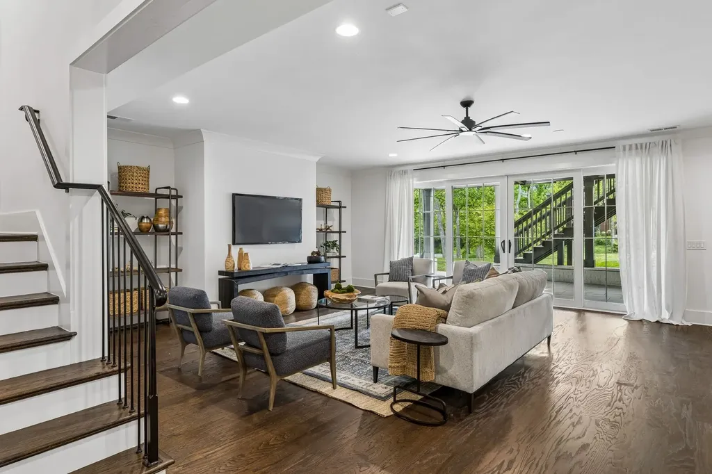 438 Lynnwood Boulevard Nashville TN 37205