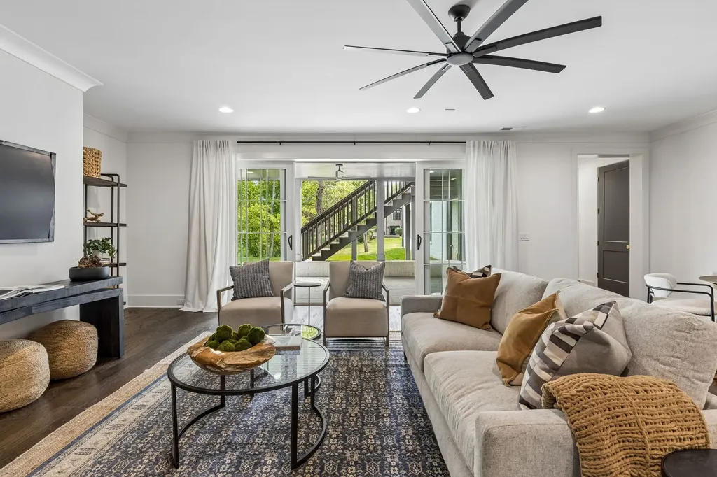 438 Lynnwood Boulevard Nashville TN 37205