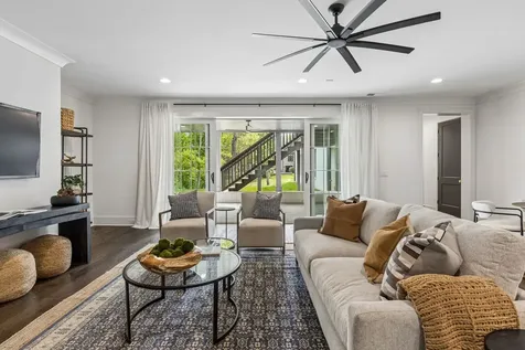 438 Lynnwood Boulevard Nashville TN 37205
