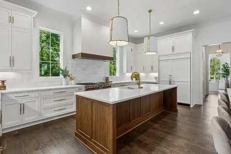 438 Lynnwood Boulevard Nashville TN 37205