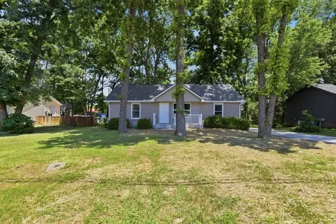 221 Bob White Drive Clarksville TN 37042