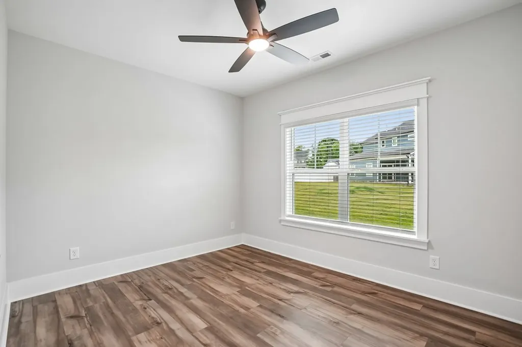 604 Silver Trace White House TN 37188