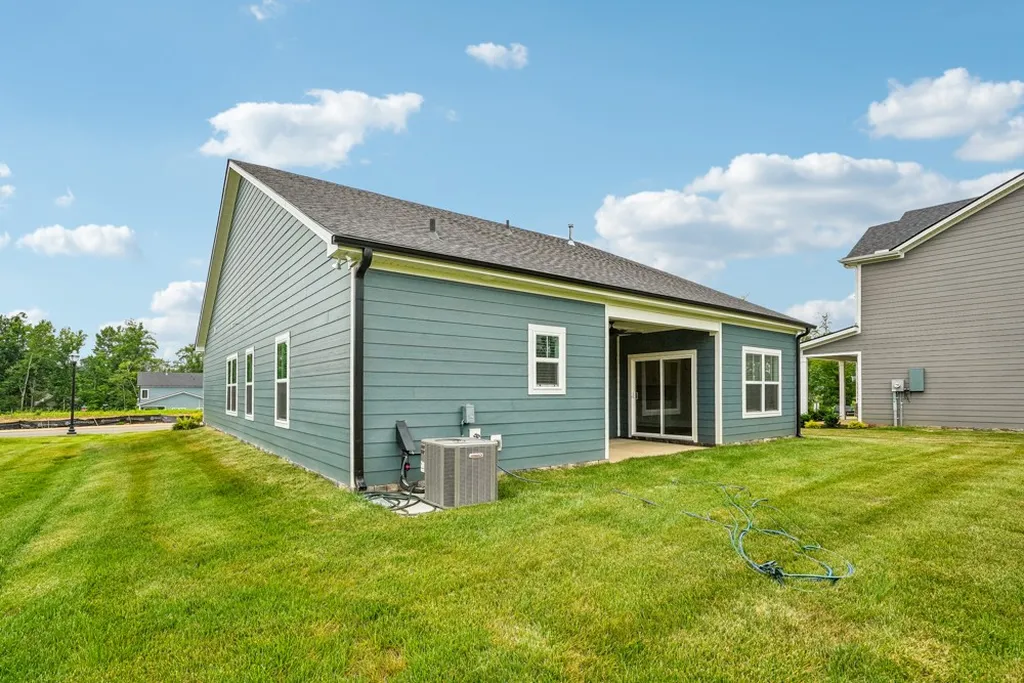 604 Silver Trace White House TN 37188
