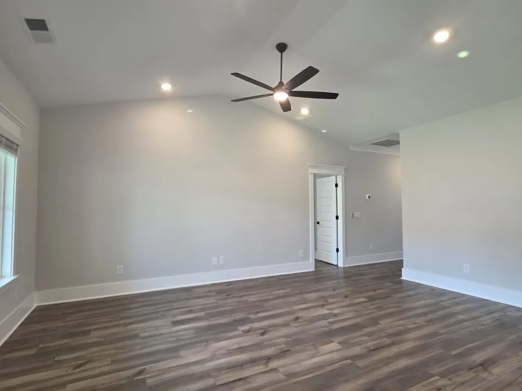 604 Silver Trace White House TN 37188