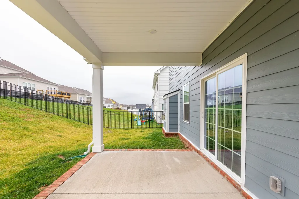 815 Dean Drive Mount Juliet TN 37122