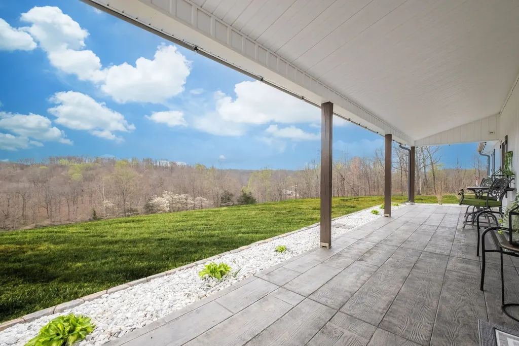 1043 Murphy Hollow Road Vanleer TN 37181