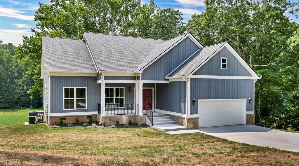 5570 Chambers Road Cumberland Furnace TN 37051