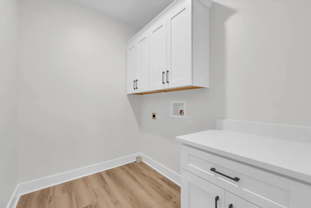 5570 Chambers Road Cumberland Furnace TN 37051