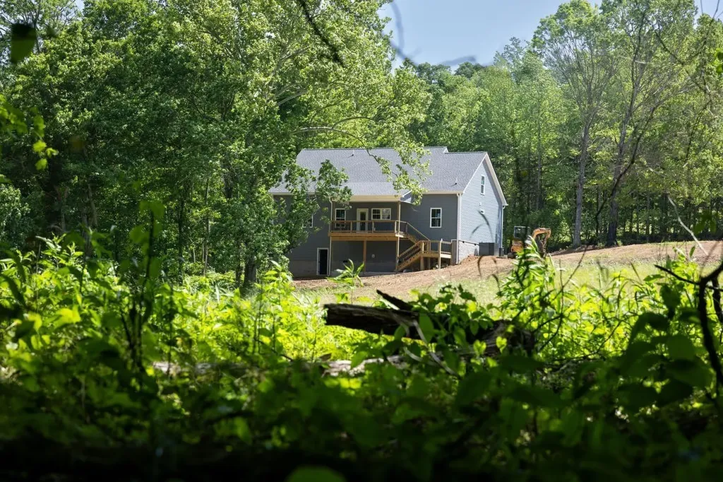 5570 Chambers Road Cumberland Furnace TN 37051